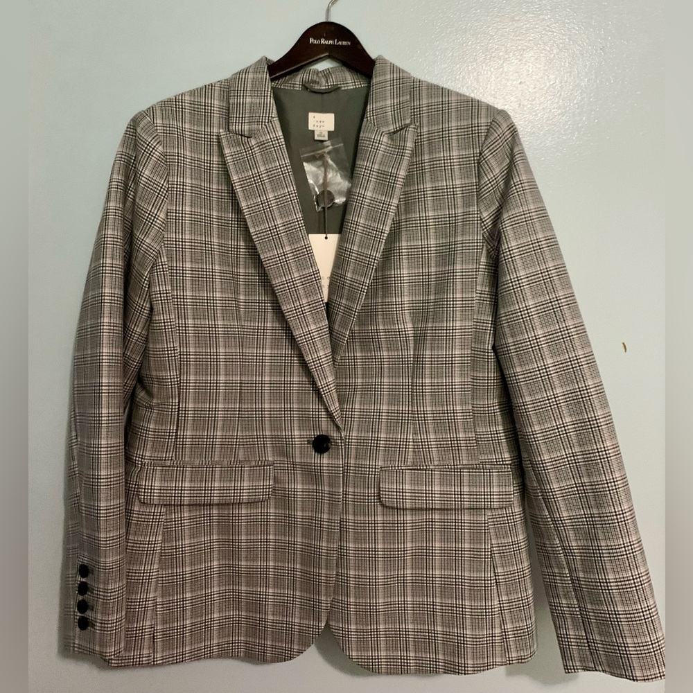 A new day blazer.  New With Tags. Plus Size 16